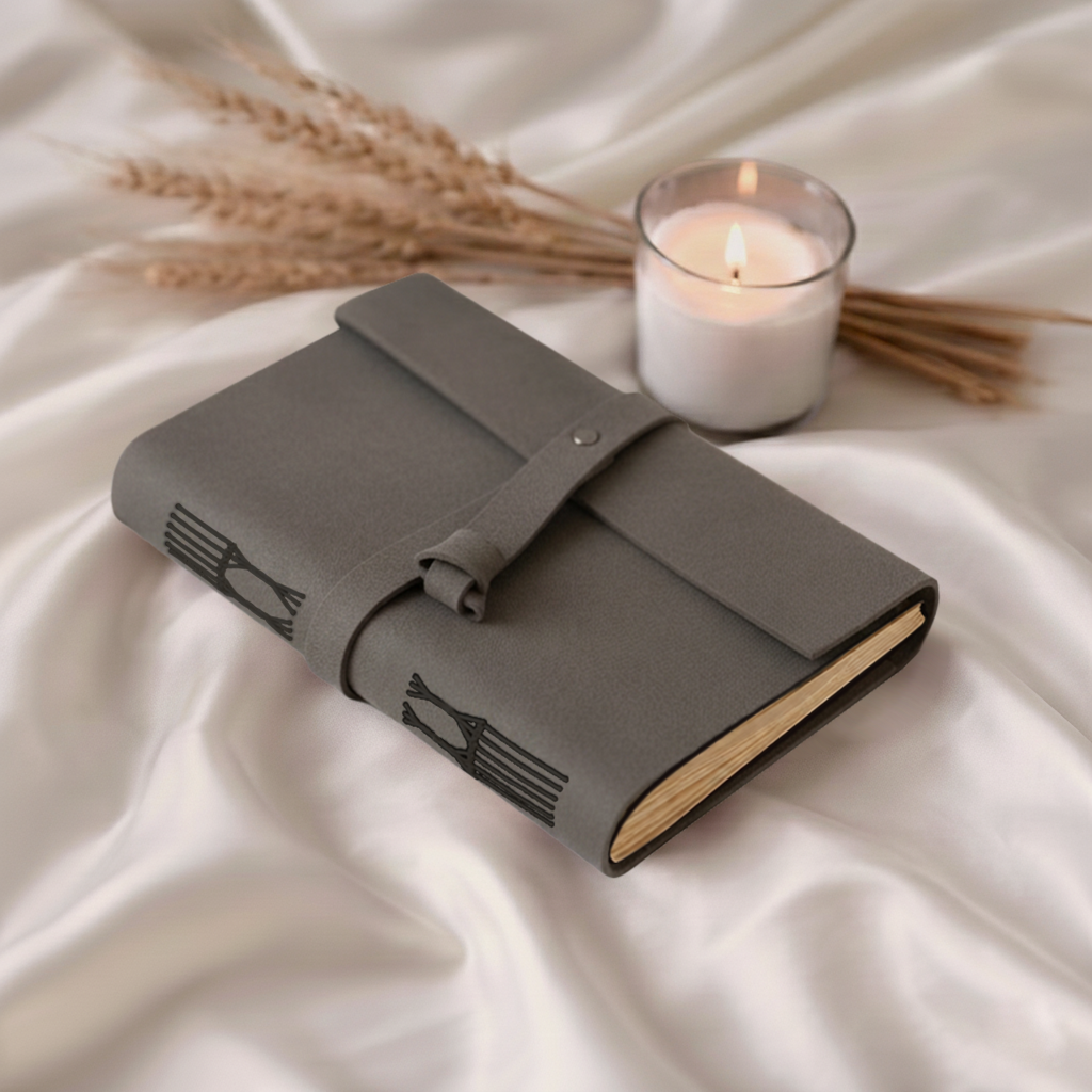 Journal - Vivid- Metal lock