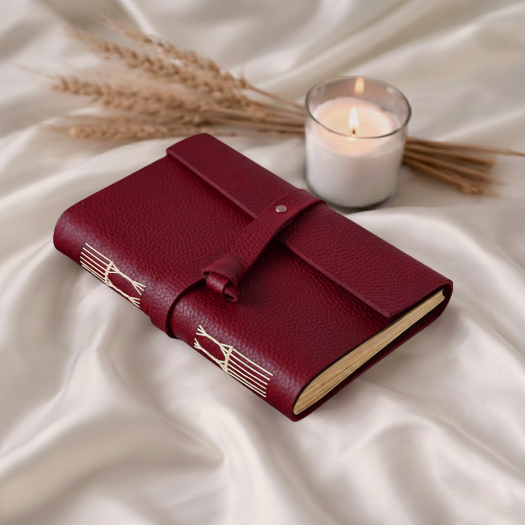 Journal - Vivid- Metal lock