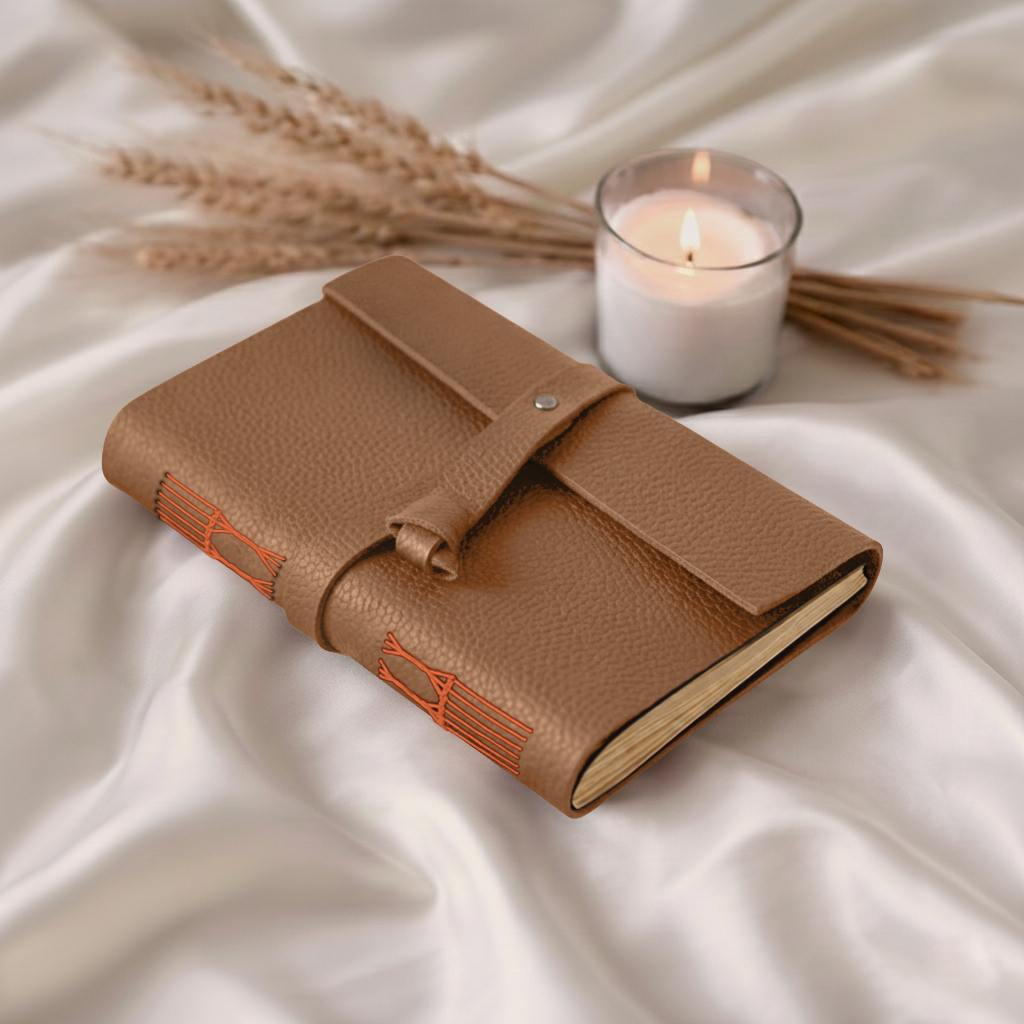 Journal - Vivid- Metal lock