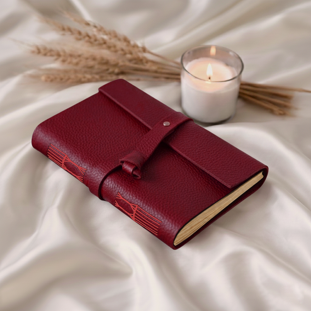Journal - Vivid- Metal lock