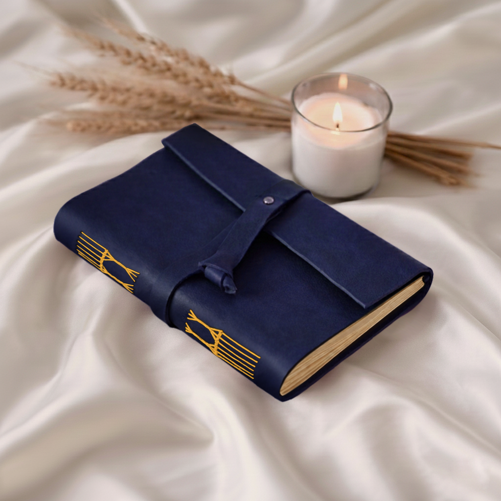 Journal - Vivid- Metal lock